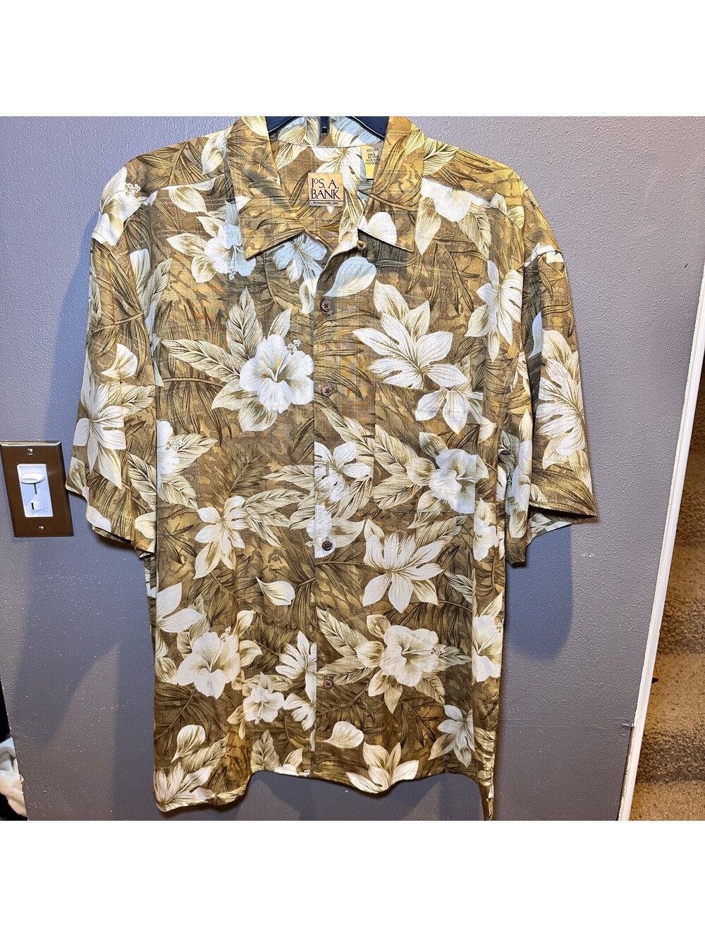 Jos. A. Bank Men's 100% Silk Hawaiian Floral Shirt Size Large